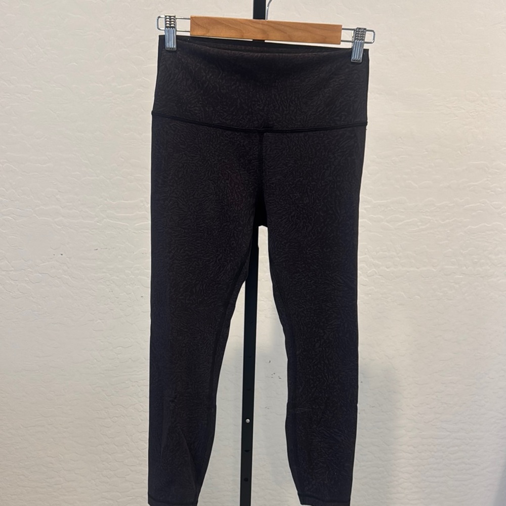 lululemon athletica Black Patterned Leggings - Picture 3 of 6